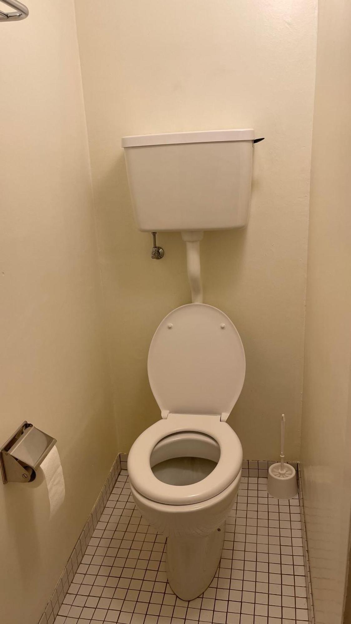 Lake View Studio Apartment