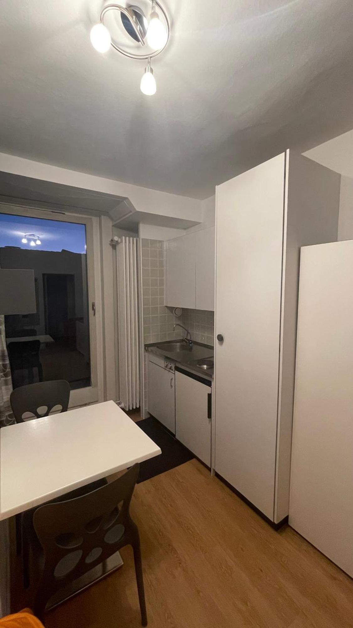 Lake View Studio